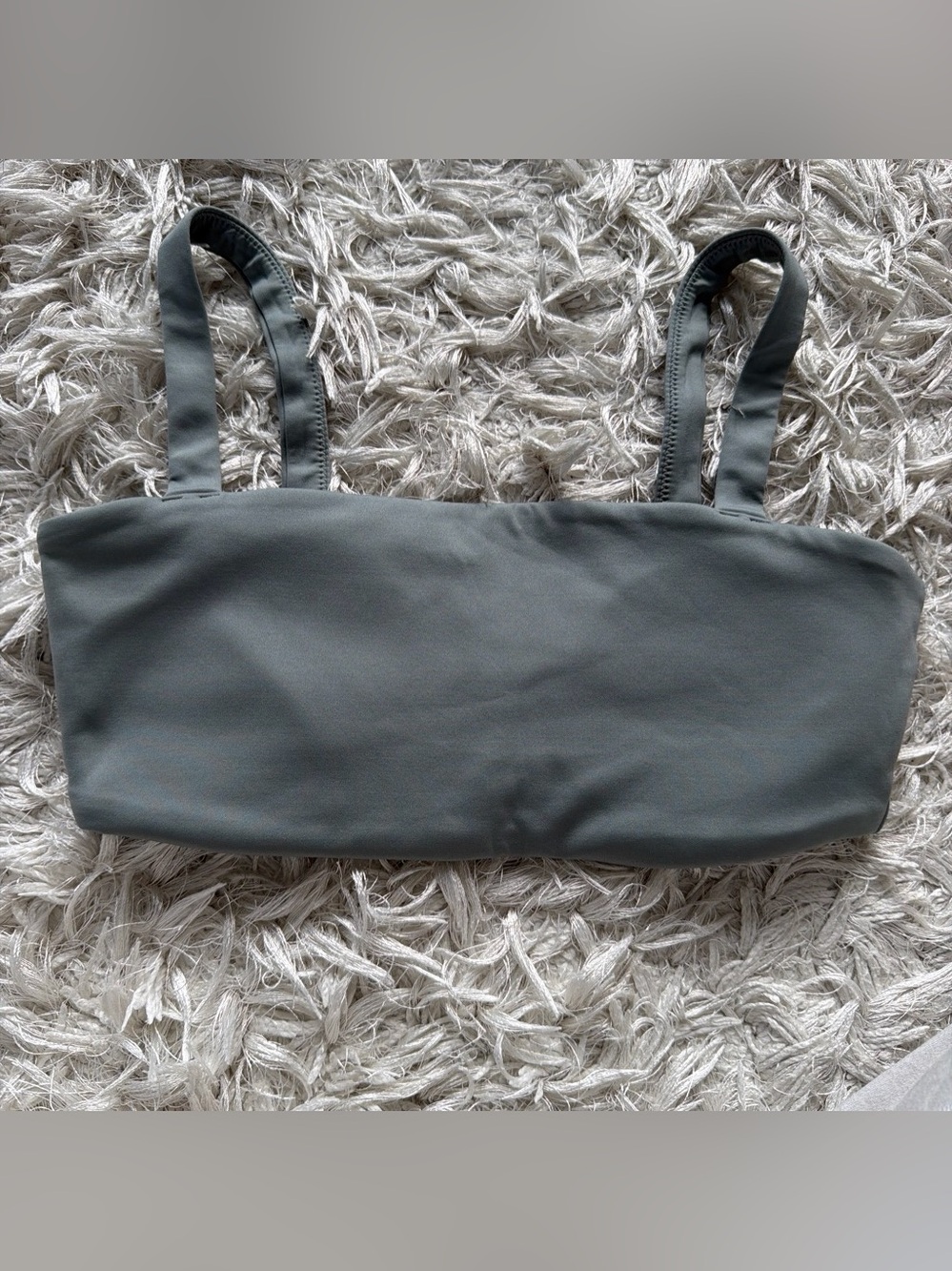 Vuori sports bra